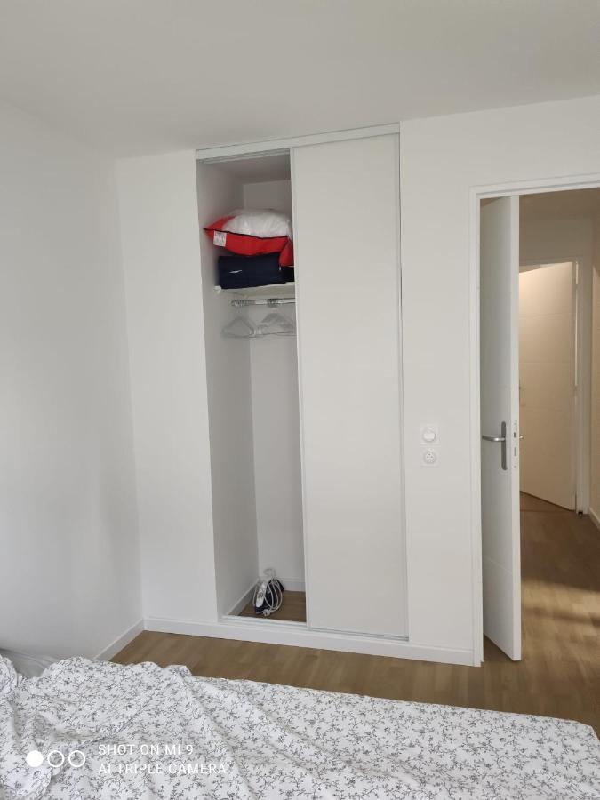 Chambre Privee Dans Un Nouvel Appartement Partage Pres De Paris Avec Parking Gratuit Chevilly-Larue Exteriér fotografie